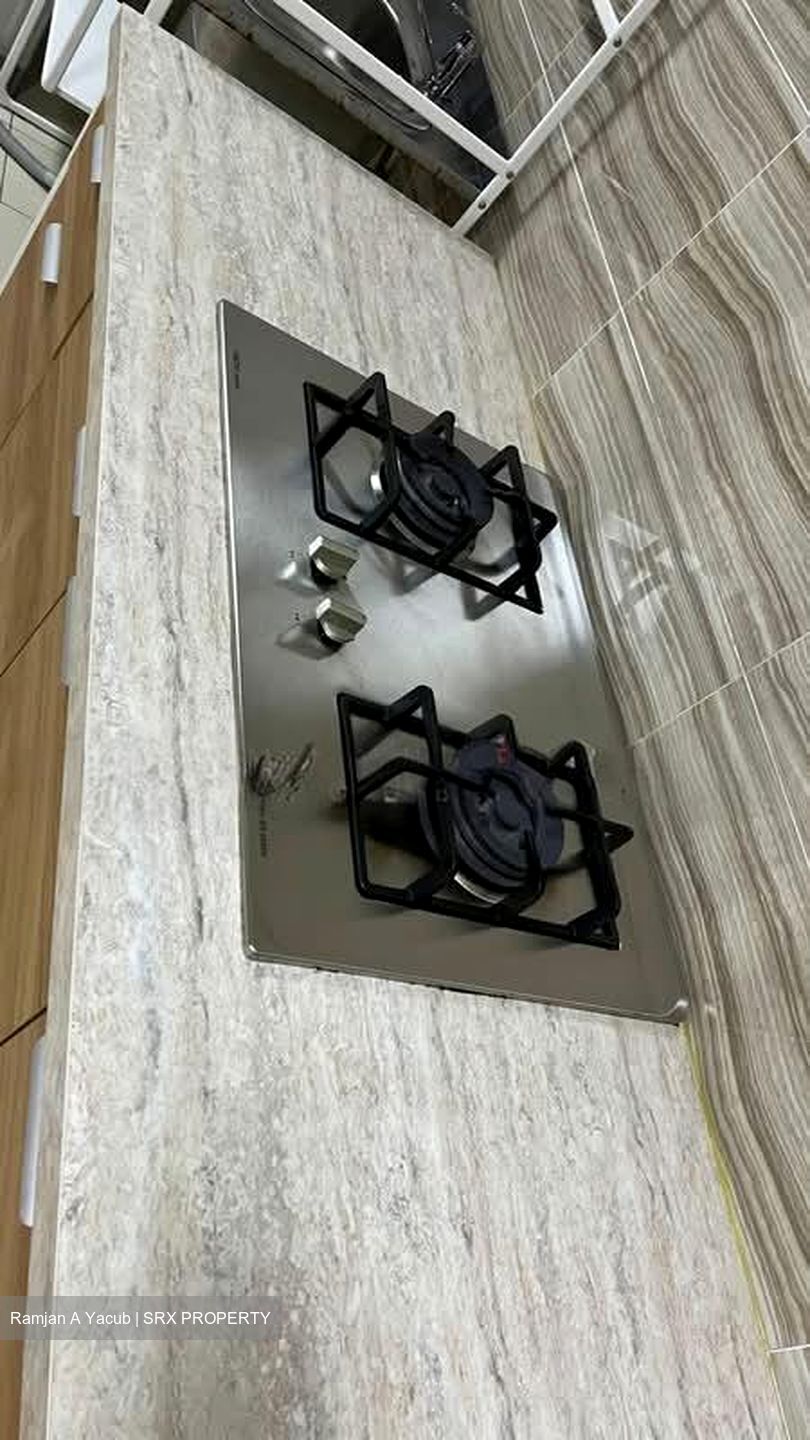 Blk 24 Teban Gardens Road (Jurong East), HDB 5 Rooms #566337831